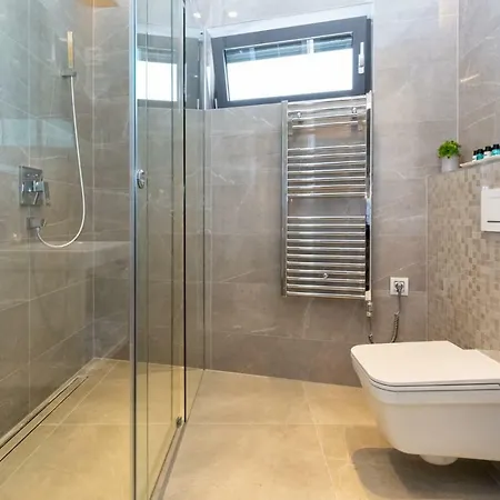 Luxury Marastina With Jacuzzi & Pool Apartment Zadar