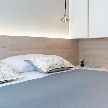 Luxury Marastina With Jacuzzi & Pool Apartment Zadar