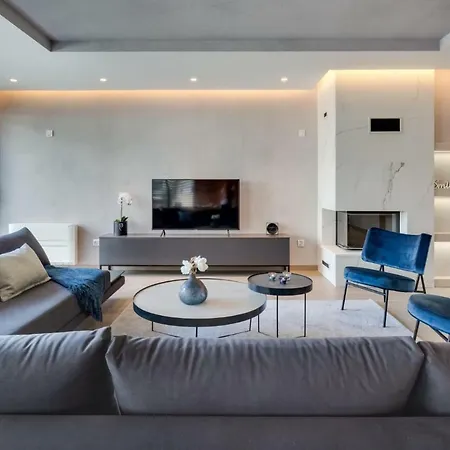 Luxury Marastina With Jacuzzi & Pool *
