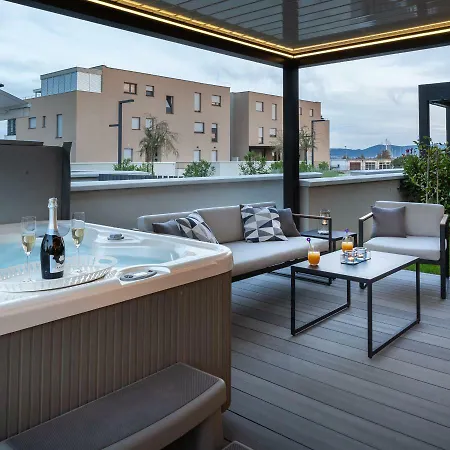 Apartment Luxury Marastina With Jacuzzi & Pool *